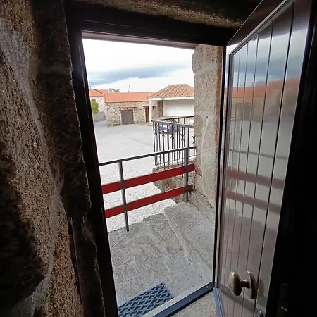 Casa Aninhas * 사브로사