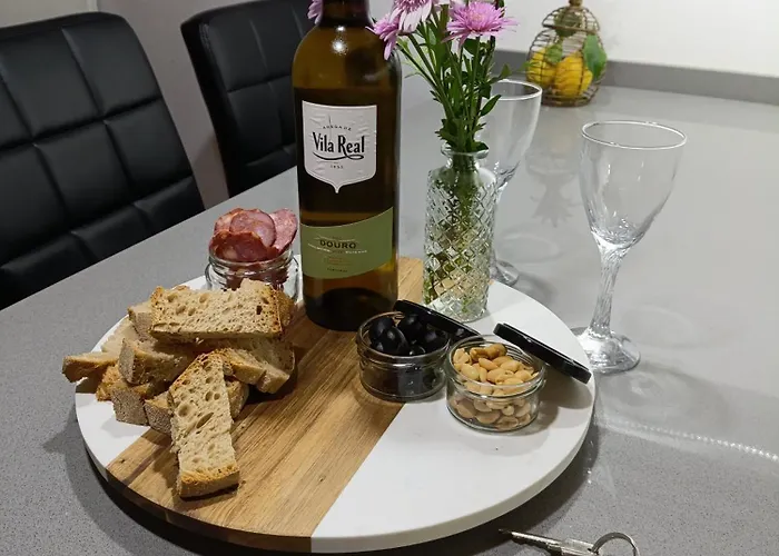 Casa Aninhas 사브로사