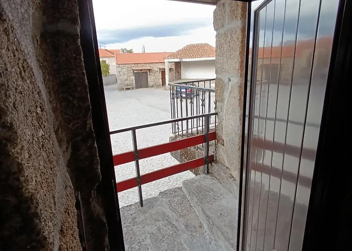 Casa Aninhas * 사브로사