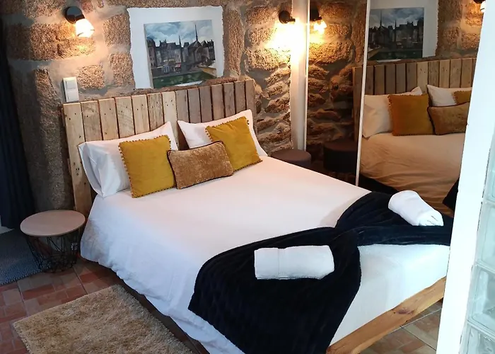 Casa Aninhas * 사브로사